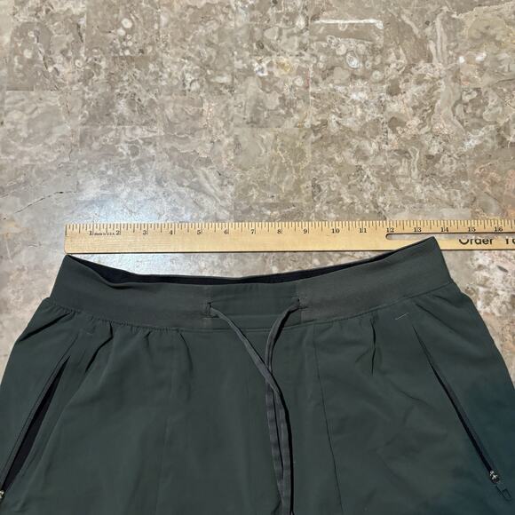 Lululemon Shorts Mens Small Green License To Train 7” Mesh Performance Running - Picture 6 of 13